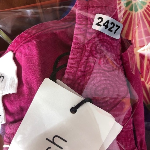 ba&sh Ilo Top 3/4 Sleeve Split Neck Embroidered Bib Fuchsia Pink NWT Size XS - Picture 13 of 13